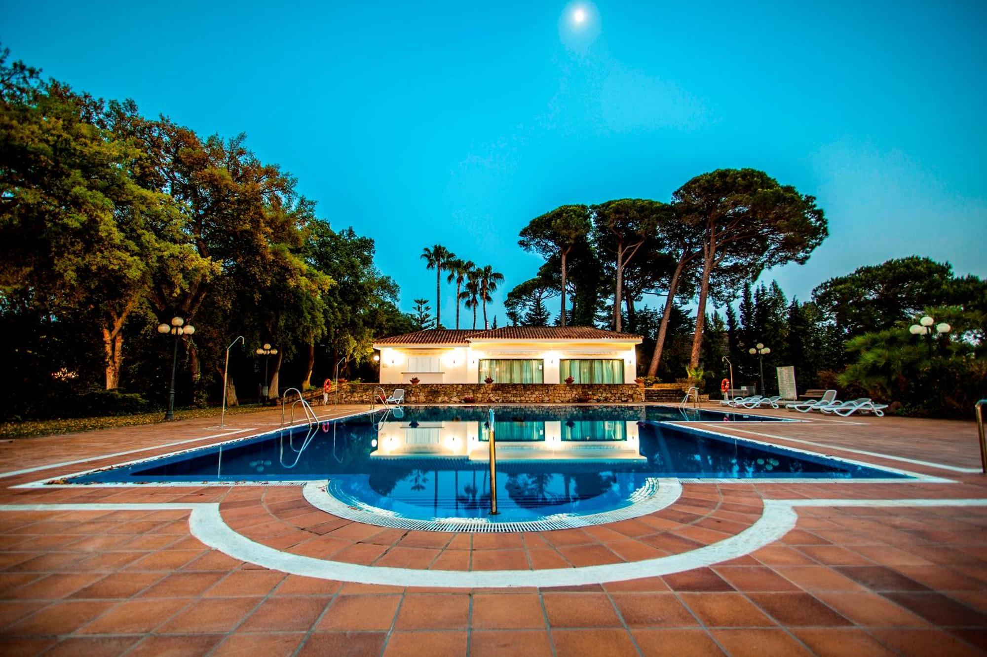 Guadacorte Park لوس باريّوس المظهر الخارجي الصورة